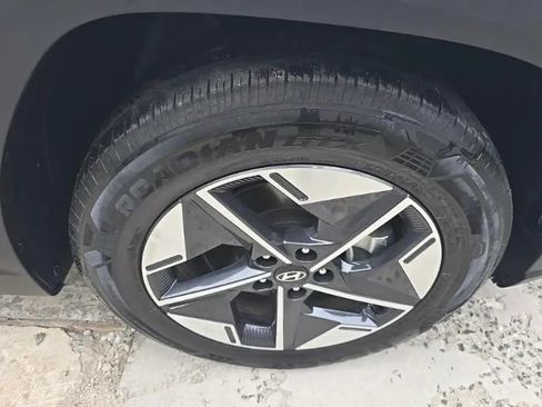 Used 2025 Hyundai Tucson SEL FWD image 15