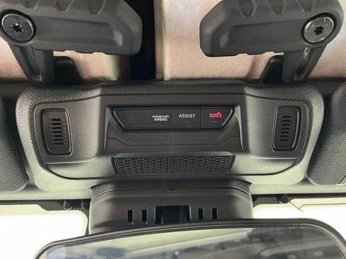 Used 2026 Jeep Wrangler Unlimited Sport AWD/4WD image 37