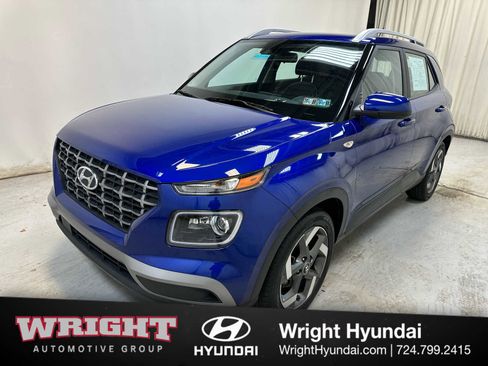 Certified 2023 Hyundai Venue Limited w/ Cargo Package image 3