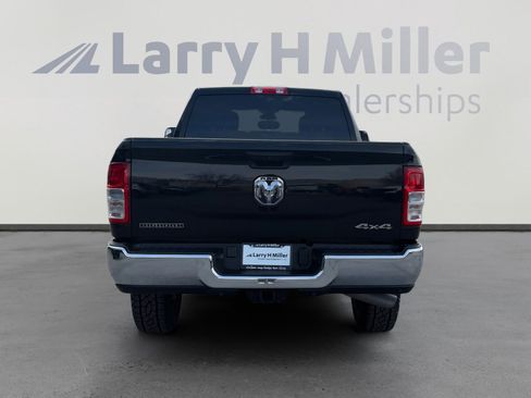 Used 2022 RAM 2500 Big Horn w/ Cold Weather Group image 4