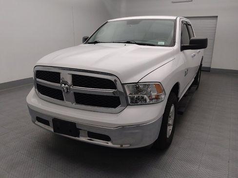 Used 2018 RAM 1500 Classic SLT AWD/4WD image 15