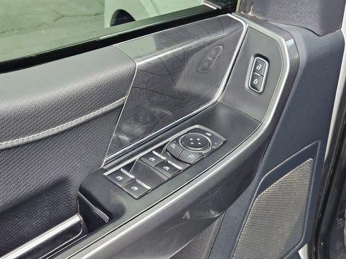 Used 2022 Ford F150 XLT w/ Equipment Group 302A High image 11