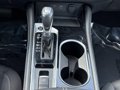 Used 2023 Nissan Altima 2.5 SV w/ SV Premium Package image 13