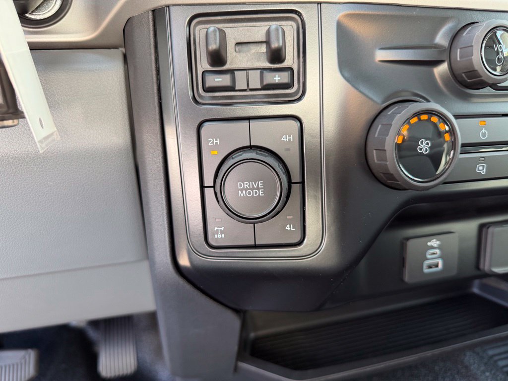 New 2027 Ford F250 XLT w/ FX4 Off-Road Package AWD/4WD image 25