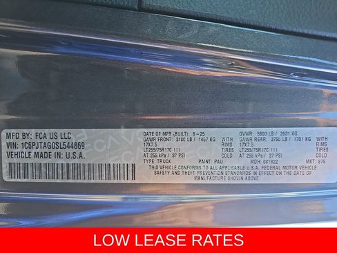 New 2025 Jeep Gladiator Willys image 41