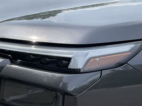 Certified 2026 Subaru Outback Premium AWD/4WD image 9