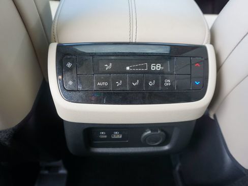 Used 2023 INFINITI QX60 Luxe w/ Cargo Package FWD image 15