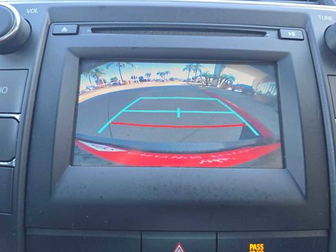 Used 2016 Toyota Camry SE image 28