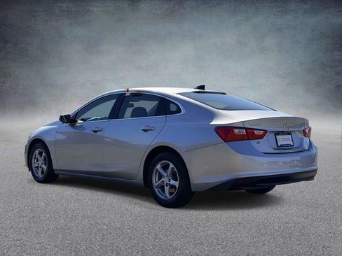 Used 2017 Chevrolet Malibu LS image 6