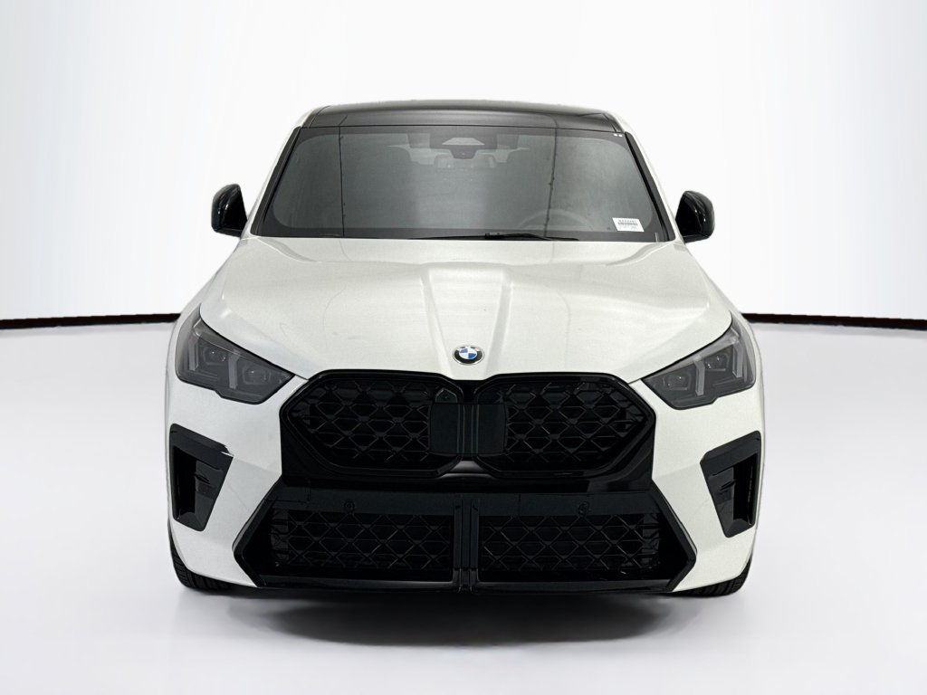 Certified 2026 BMW X2 xDrive28i w/ Technology Package AWD/4WD image 2