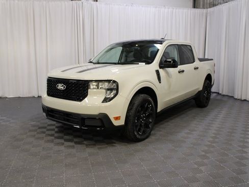 New 2025 Ford Maverick XLT w/ XLT Luxury Package image 28