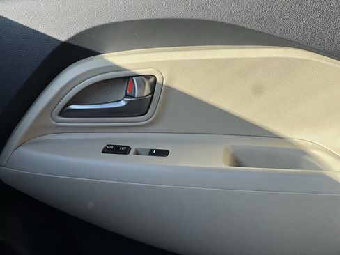 Used 2013 Kia Rio LX w/ PWR Pkg image 13