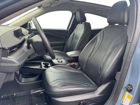 Used 2023 Ford Mustang Mach-E Premium RWD image 9