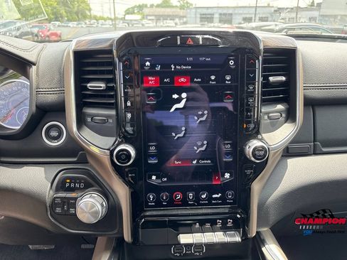 Used 2020 RAM 1500 Laramie AWD/4WD image 16