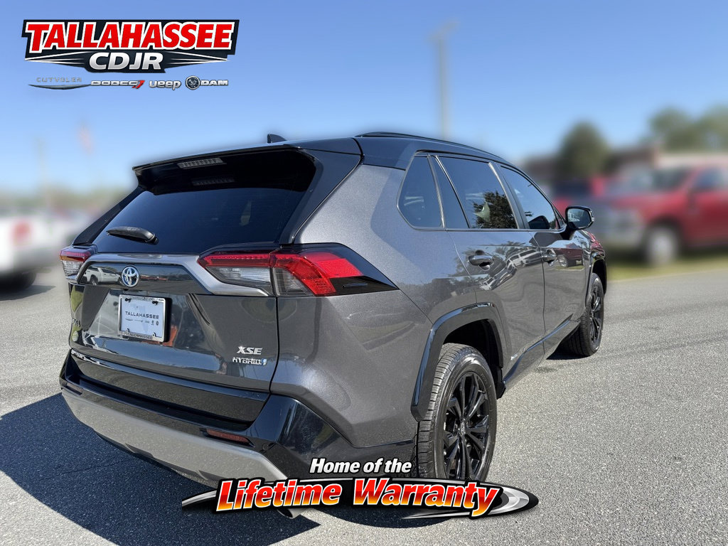 Used 2023 Toyota RAV4 XSE AWD/4WD image 3