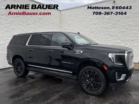 Used 2022 GMC Yukon XL Denali w/ Max Trailering Package AWD/4WD image 1