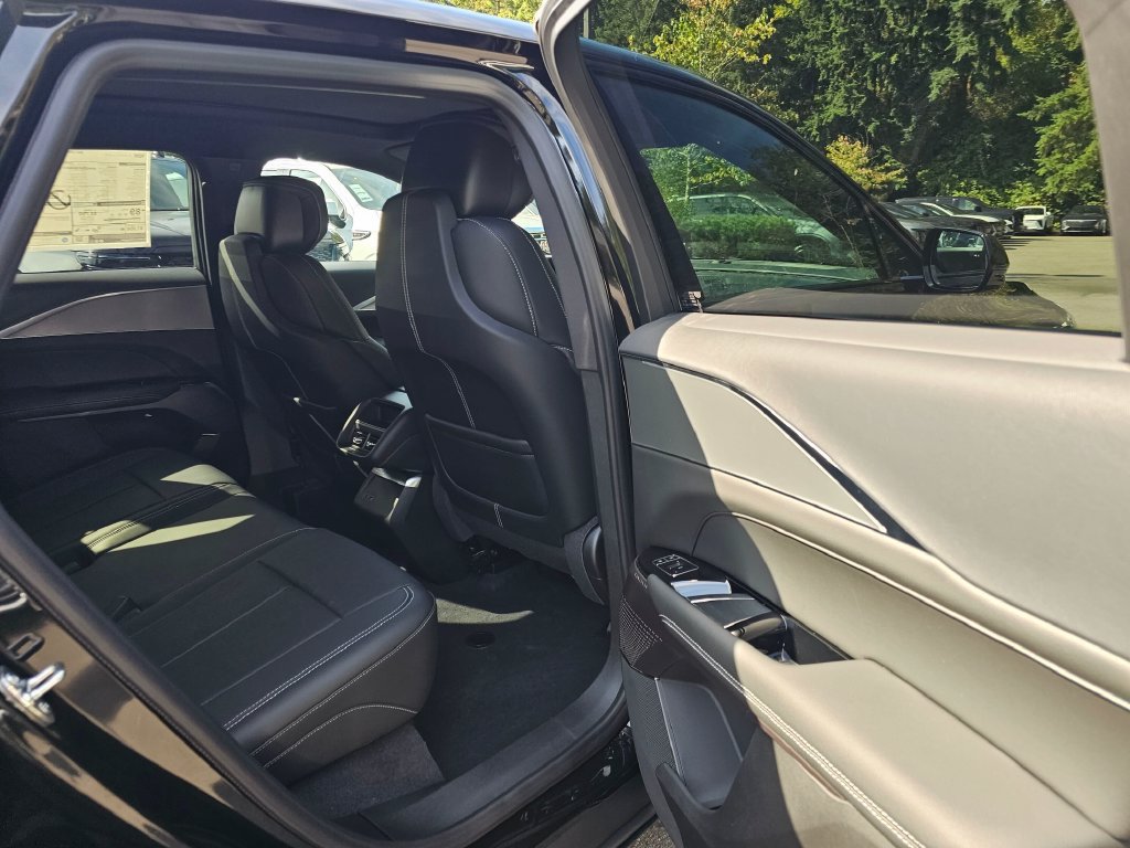 New 2027 Cadillac Lyriq Sport AWD/4WD image 15