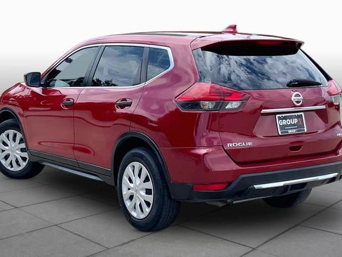 Used 2017 Nissan Rogue S AWD/4WD image 11