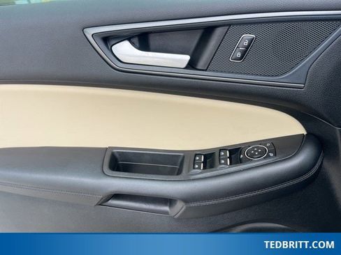 Certified 2024 Ford Edge SE image 41