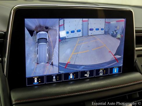 Certified 2021 Chevrolet Suburban RST w/ Luxury Package image 17