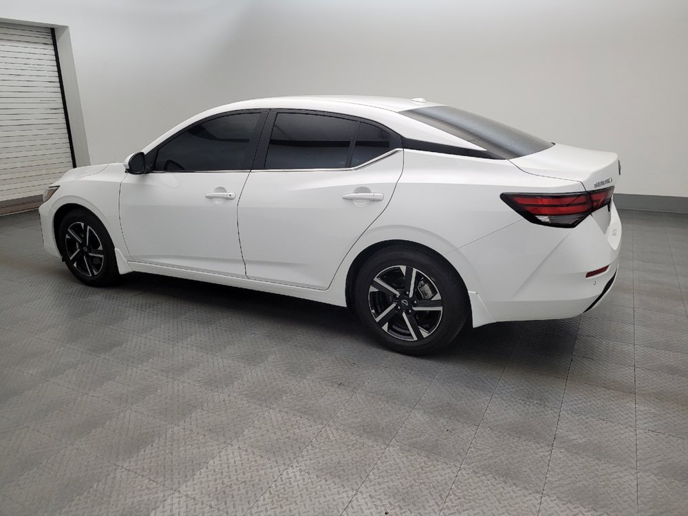 Used 2025 Nissan Sentra SV FWD image 3
