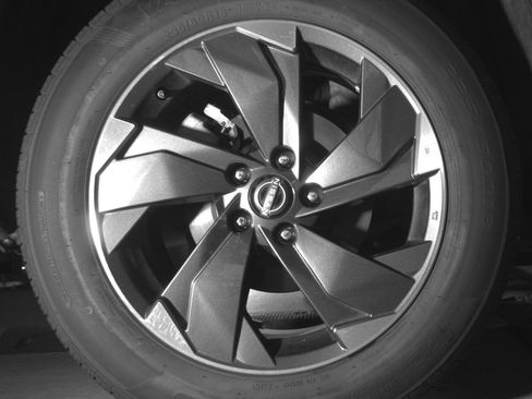 Used 2025 Nissan Rogue SV AWD/4WD image 15
