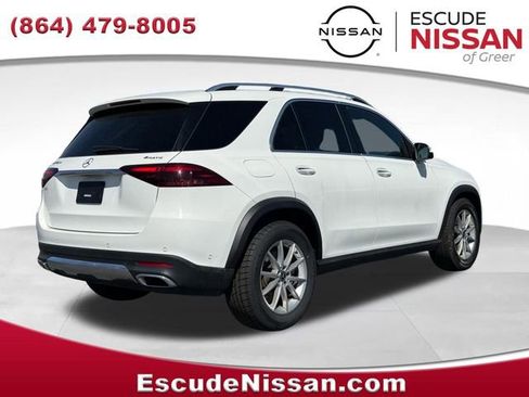 Used 2024 Mercedes-Benz GLE 450e 4MATIC image 3