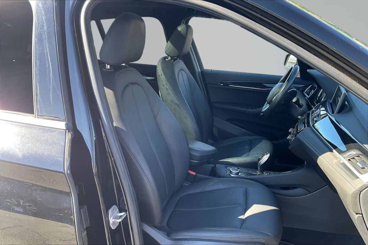 Used 2020 BMW X1 sDrive28i w/ Convenience Package FWD image 7