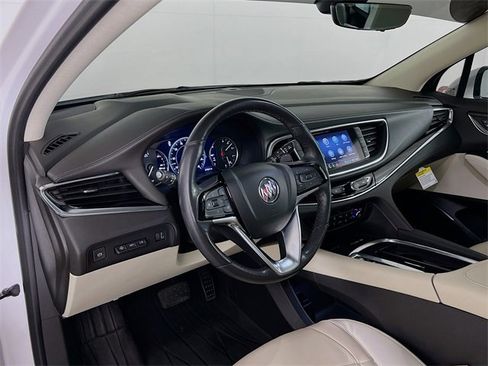 Used 2023 Buick Enclave Avenir w/ Avenir Technology Package image 38