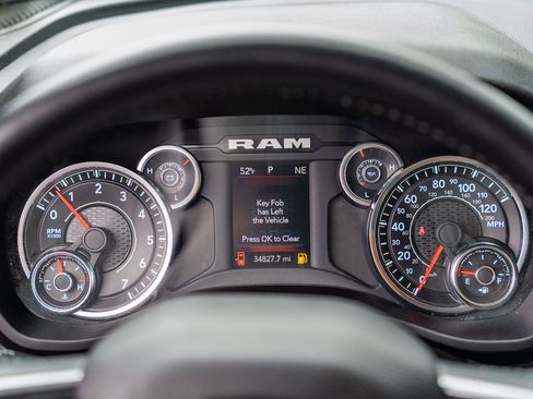 Used 2024 RAM 2500 Big Horn w/ Sport Appearance Package image 24