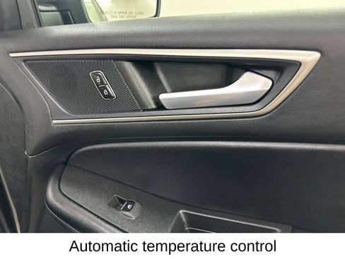 Used 2023 Ford Edge SEL AWD/4WD image 23