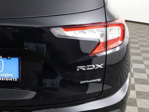 Used 2024 Acura RDX SH-AWD image 16