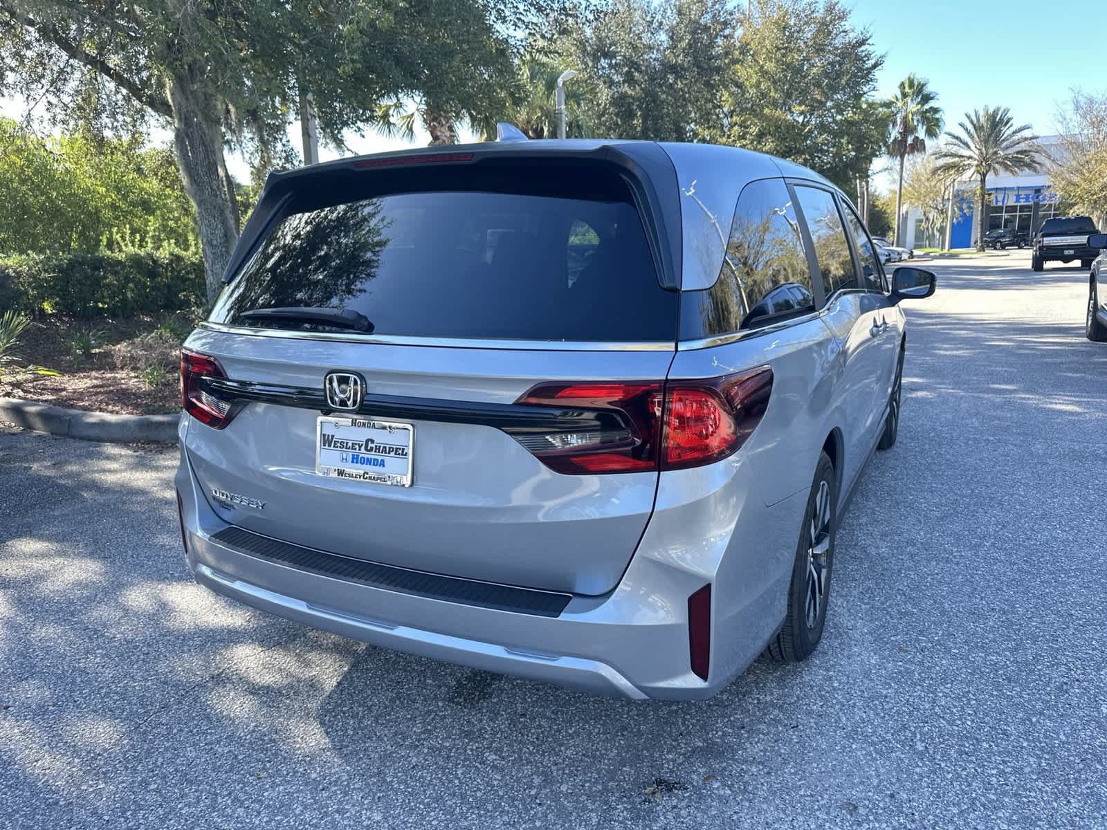 New 2027 Honda Odyssey EX-L image 6
