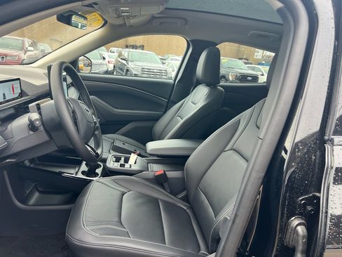 Used 2026 Ford Mustang Mach-E Premium AWD/4WD image 7