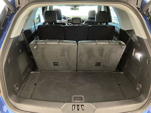 Used 2022 Ford Explorer Limited w/ Equipment Group 301A image 11