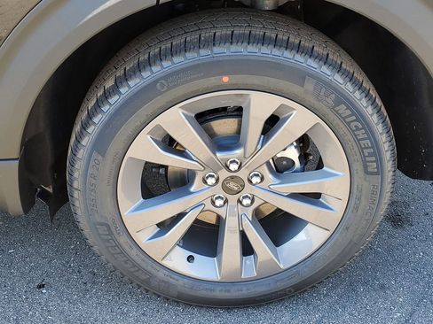 New 2026 Ford Explorer Active image 36