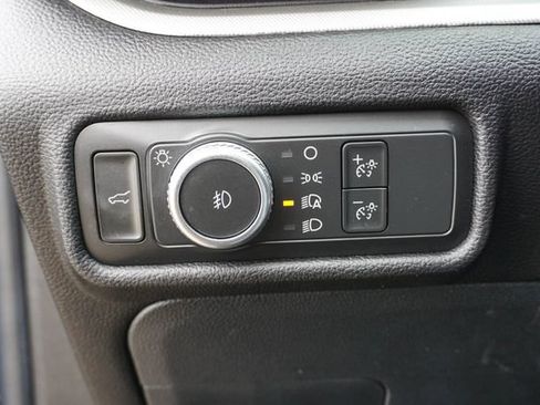 Used 2022 Ford Explorer XLT w/ Equipment Group 202A RWD image 15