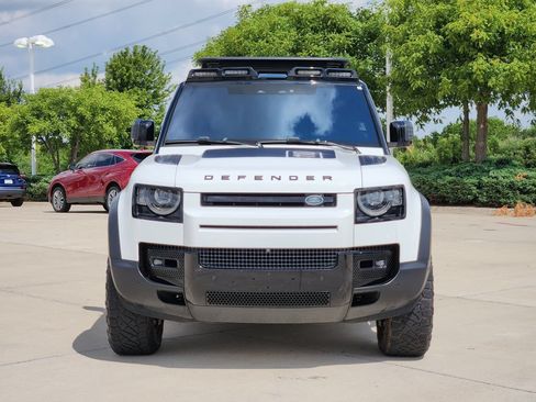 Used 2020 Land Rover Defender 110 HSE AWD/4WD image 2