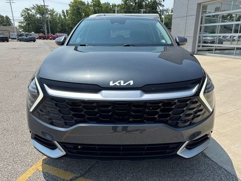 Used 2024 Kia Sportage EX FWD image 12