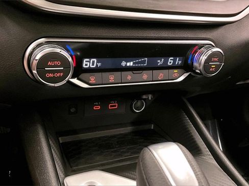 New 2025 Nissan Altima 2.5 SV w/ SV Special Edition Package image 24