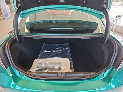 New 2025 Alfa Romeo Giulia w/ Driving Assist Package image 6