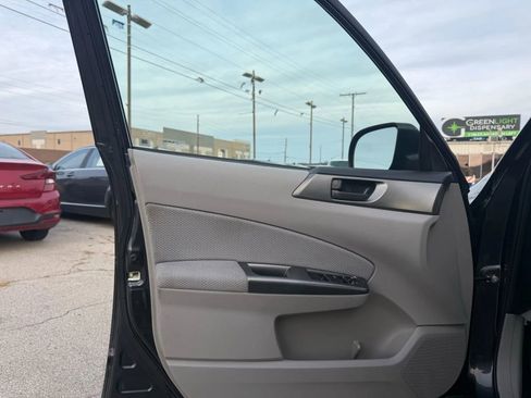 Used 2011 Subaru Forester 2.5X w/ Alloy Wheel Value Pkg image 9