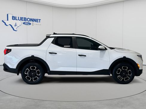 Used 2024 Hyundai Santa Cruz SEL w/ Activity Package FWD image 4