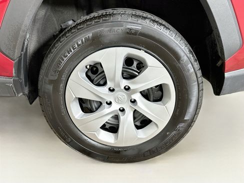 Used 2025 Toyota RAV4 LE FWD image 11