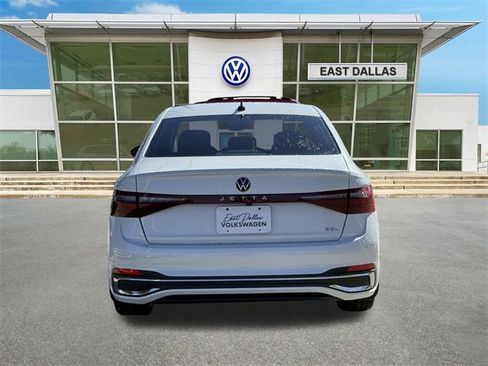 New 2026 Volkswagen Jetta SEL image 5