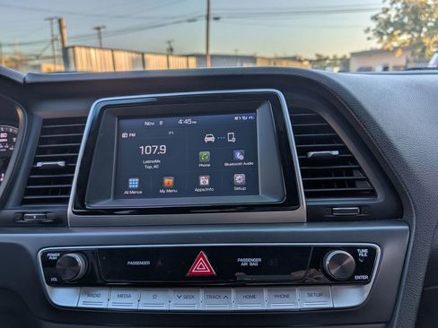 Used 2019 Hyundai Sonata SE image 15