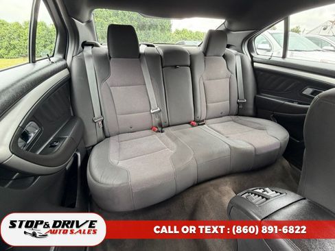 Used 2015 Ford Taurus SEL FWD image 17