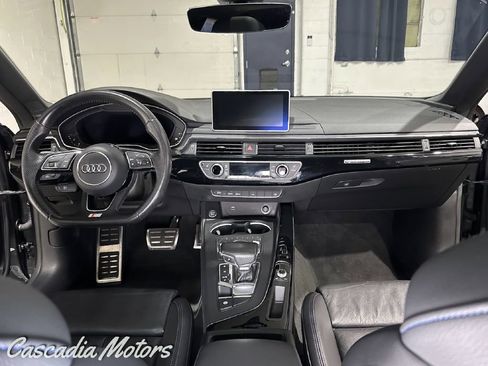 Used 2019 Audi A5 2.0T Premium Plus w/ Premium Plus image 18