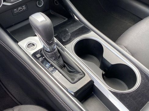 Used 2023 Nissan Altima 2.5 SV image 15