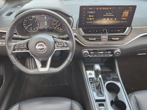 Used 2023 Nissan Altima 2.5 SL FWD image 23
